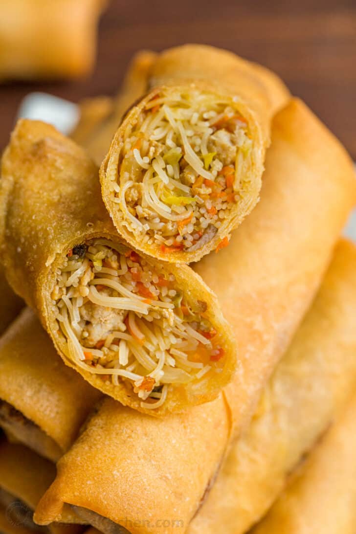 Vegetables Egg Roll with Bean Sprout