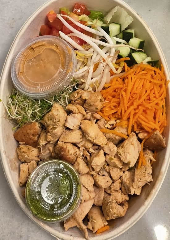PESTO CHICKEN WRAP
