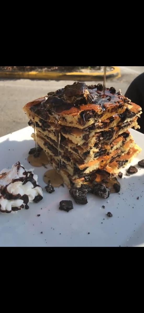 Oreo Cookies and Cream Pancakes