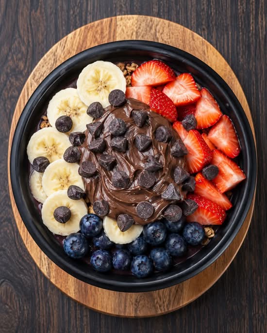 Chocolate Spread Açaí Bowl